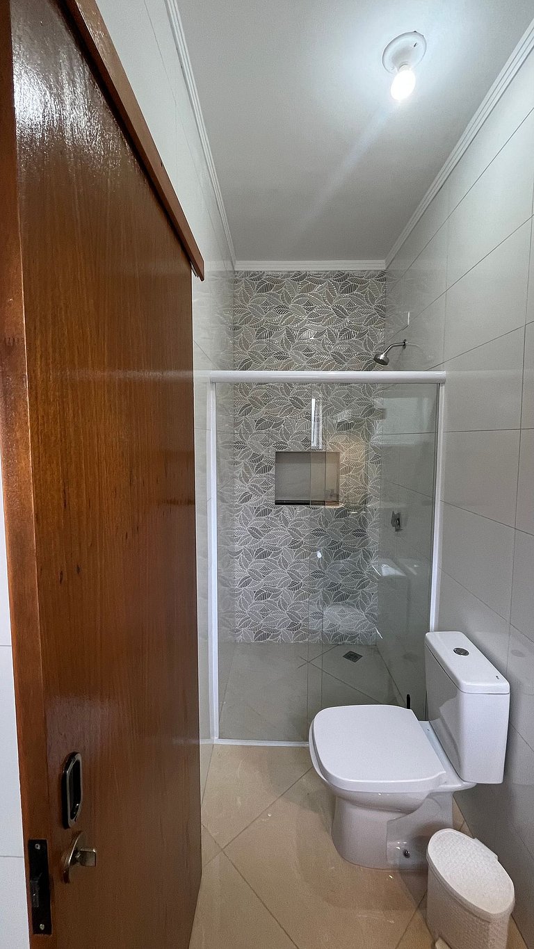 Casa com piscina, 3 quartos 200 metros da praia