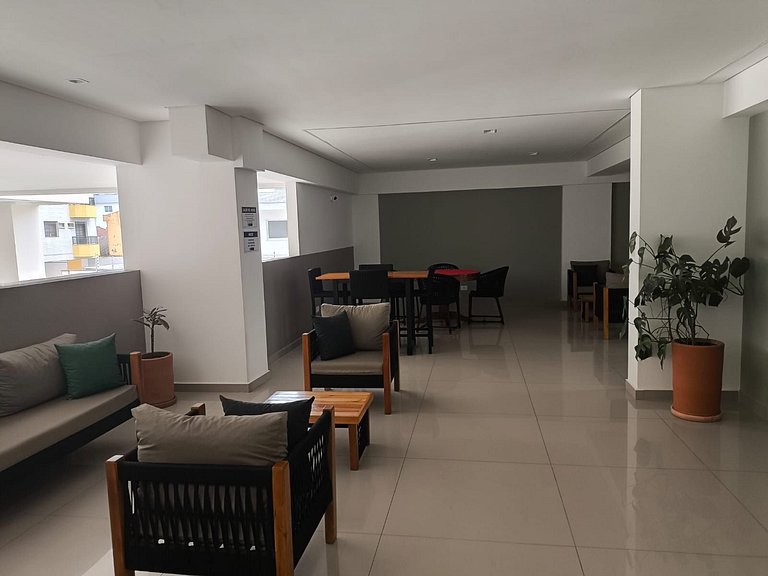 Alto Padrão Jacuzzi aquecida, piscina e 2 suítes