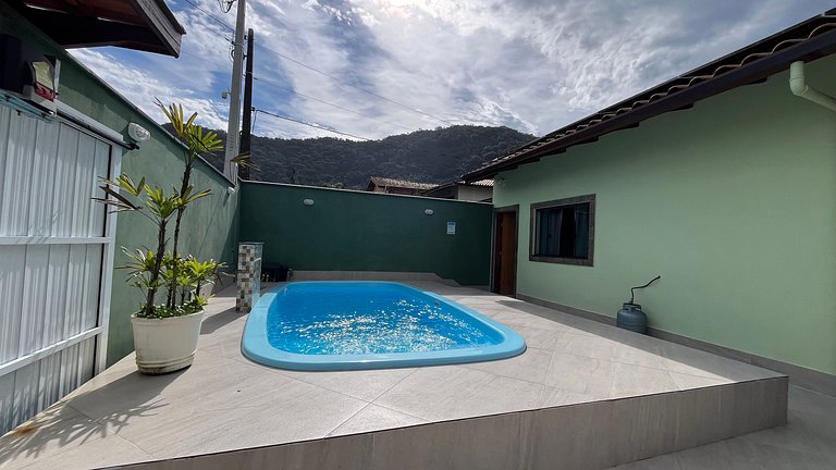 Casa c/ piscina 20 pessoas, 4 quartos c/ Ar. cond