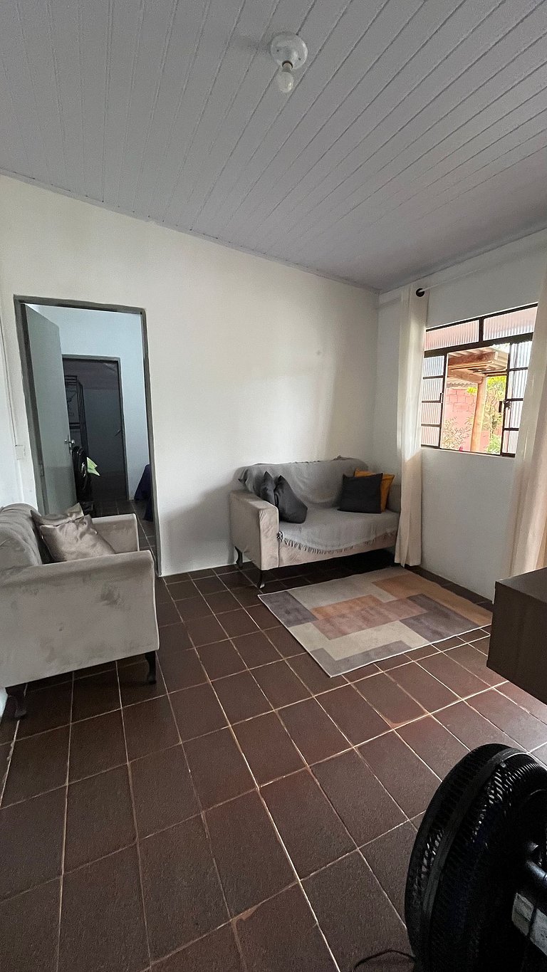 Casa pé na areia com 3 quartos, churrasqueira