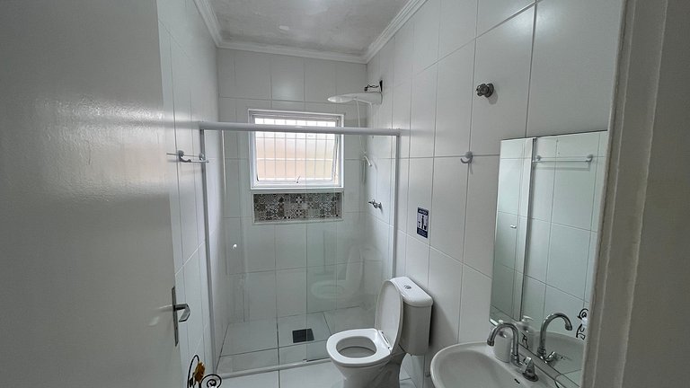Casa 4 quarto c/ ar cond. 200 mt praia itagua