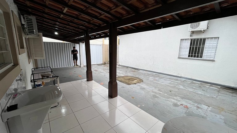 Casa 4 quarto c/ ar cond. 200 mt praia itagua